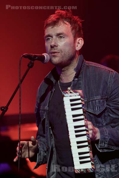 DAMON ALBARN - 2014-07-09 - PARIS - Salle Pleyel - Damon Albarn